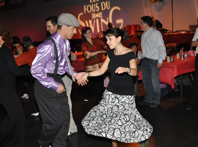 min 2008 11 08 fous swing 384